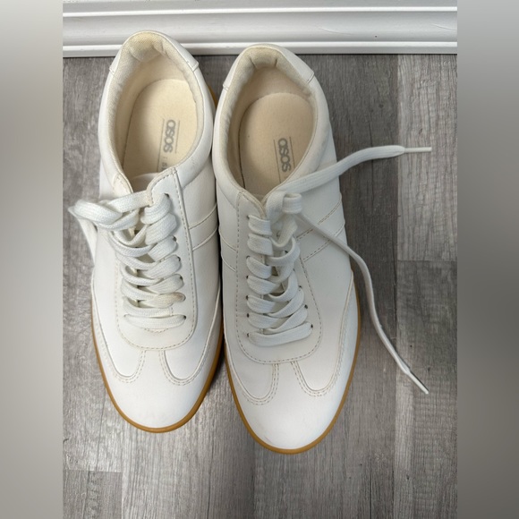 Asos white shoes, size 7 - Picture 1 of 4